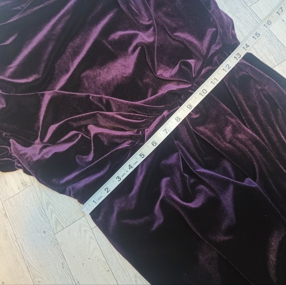 Karl Lagerfeld Ladies Draped Faux Wrap Velvet Long Sleeve Dress Size 6 Purple - Picture 13 of 16